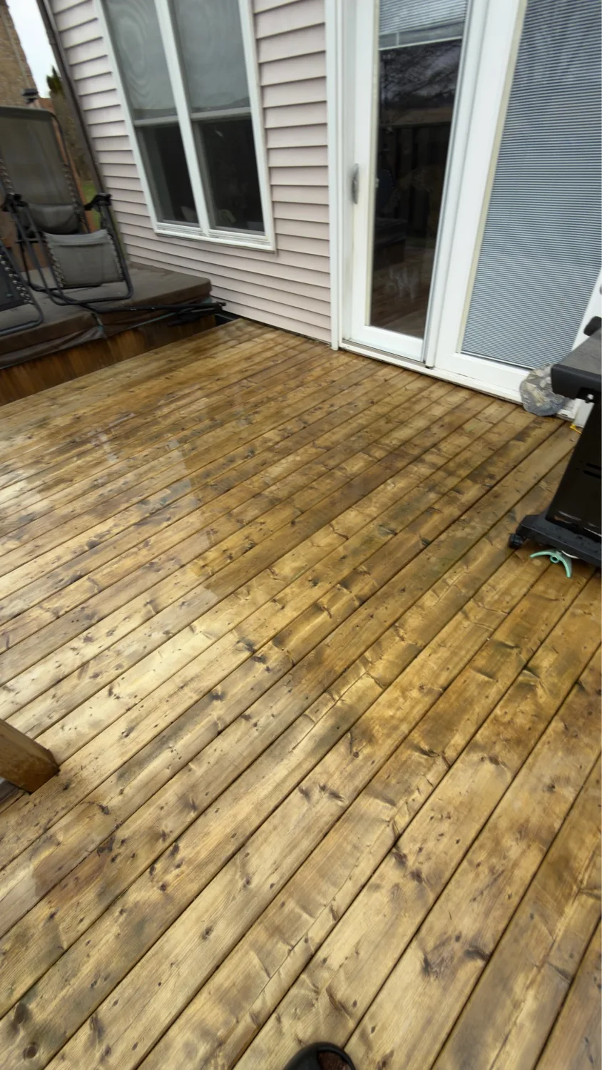 Deck Building Kitchener-Waterloo | 5★ Insured